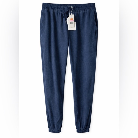 Cupio Pants - NWT Cupio Navy Pants